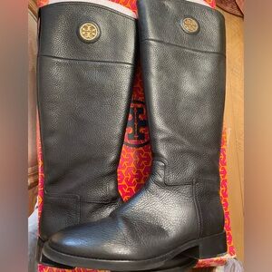 Tory Burch like new boots